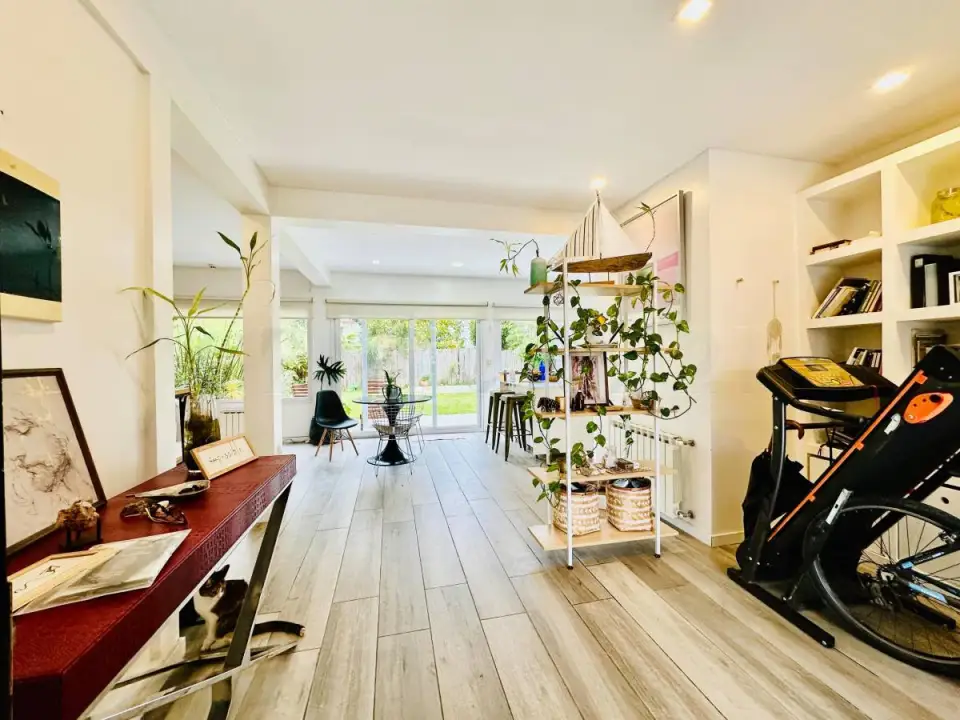 Casa de 5 ambientes en Casas de Santa María, foto 2