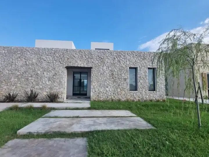 Casa de 8 ambientes en Santa Ana, foto 1